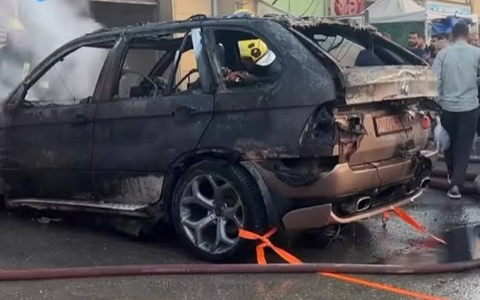 Hökməlidə avtoyuma məntəqəsində BMW alovlandı