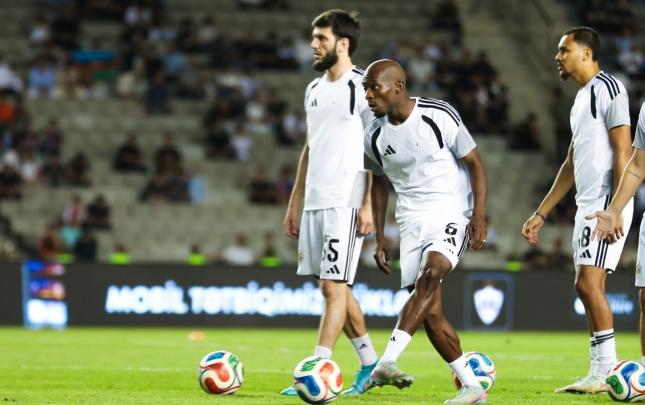 “Qarabağ” avrokuboklarla vidalaşdı – “Tvente”dən Bakıda 4 qol