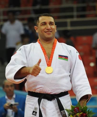İlham Zəkiyev 10-cu dəfə Avropa çempionu oldu
