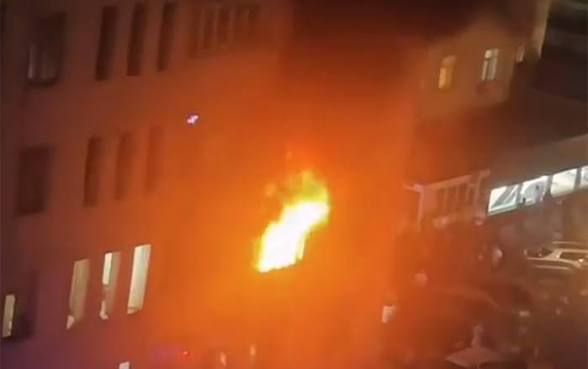 “Həzi Aslanov” metrosu yaxınlığında mənzildə yanğın olub-VİDEO
