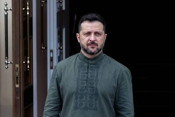 Zelenski: Rusiyada 16 mühüm hədəfə zərbə endirdik