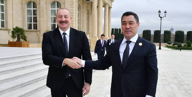 İlham Əliyev Qırğızıstan Prezidenti və xalqını təbrik edib
