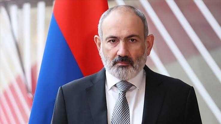 Paşinyan istefa verdi!