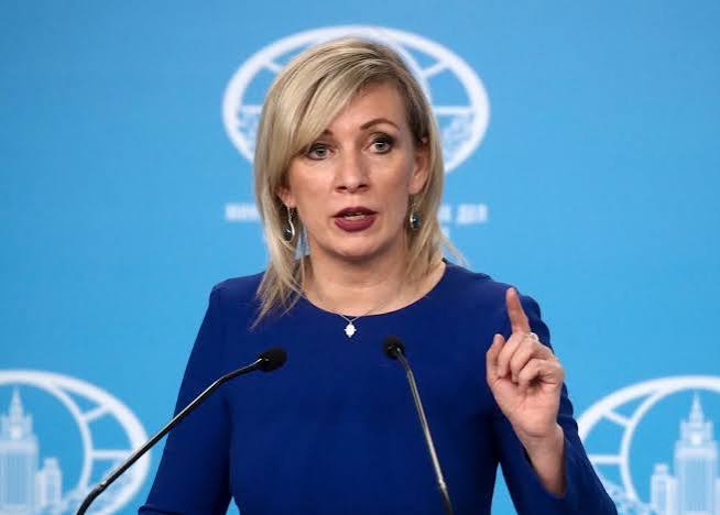 Zaxarova: Ermənistan Rusiya ilə viza rejimi tətbiq etsə, öz vətəndaşlarına zərər vuracaq