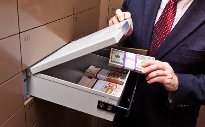 Əhalinin bank əmanətləri sürətlə artır